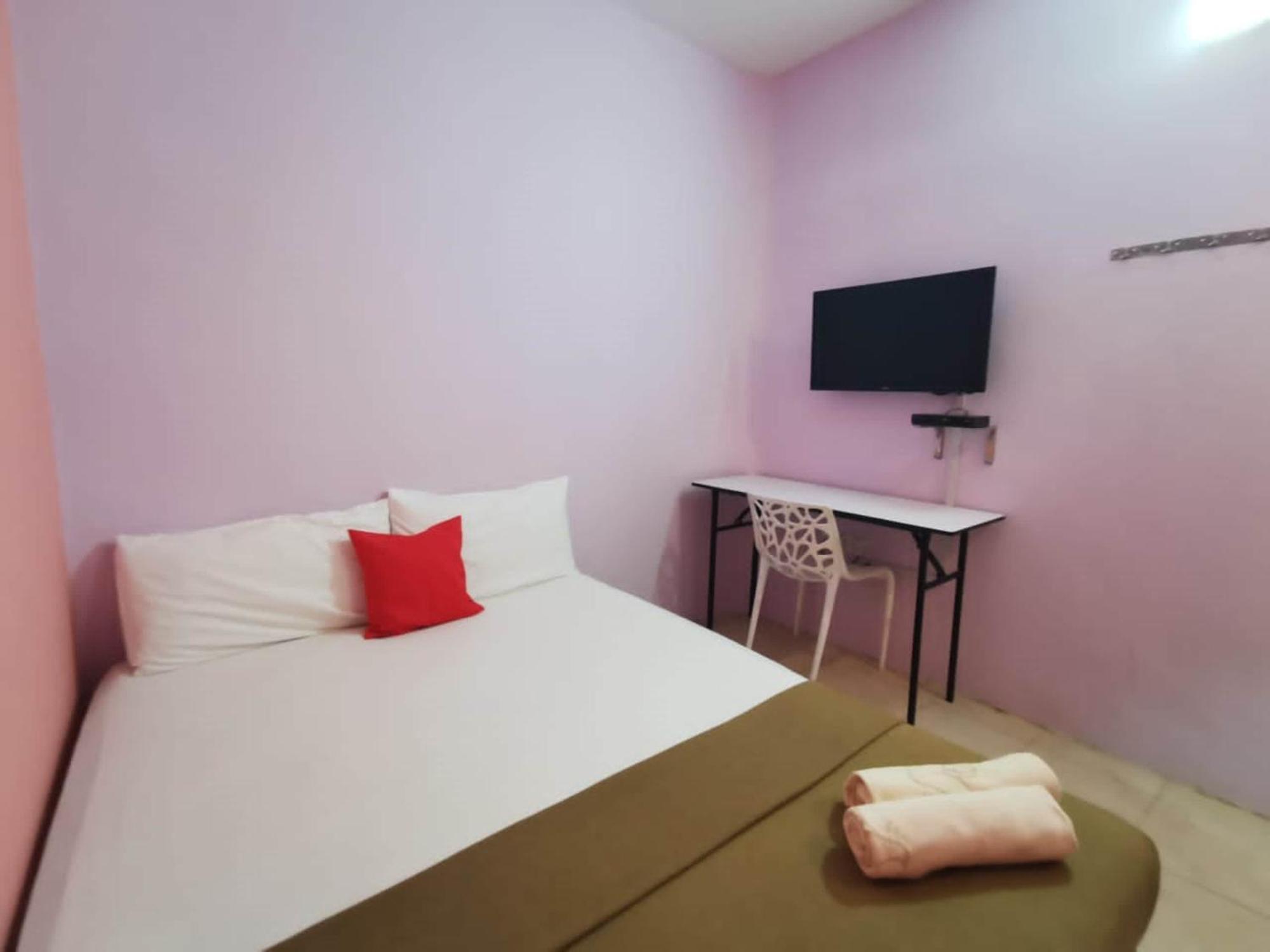 Super Oyo 90086 My Seven Days Inn ยะโฮร์บาห์รู ภายนอก รูปภาพ